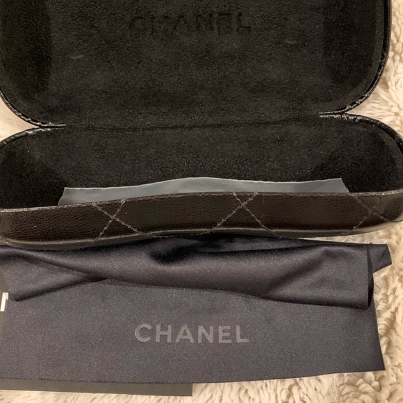 Chanel 5350 1557/S5 Black White Cateye Sunglasses main image 9